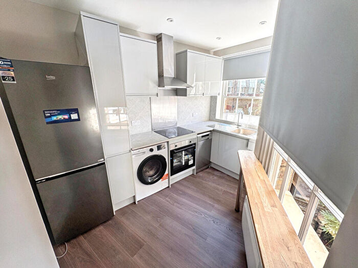 2 Bedroom Flat To Rent In Old Tower Buildings, Brewhouse Lane, Tower Hamlets, London, E1W