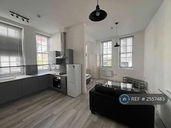 1 Bedroom Flat To Rent In Kirkgate Lofts, Leeds, LS1