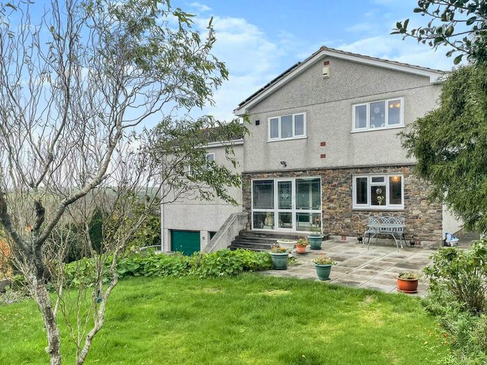 4 Bedroom Detached House For Sale In Barton Meadow, Saltash, PL12