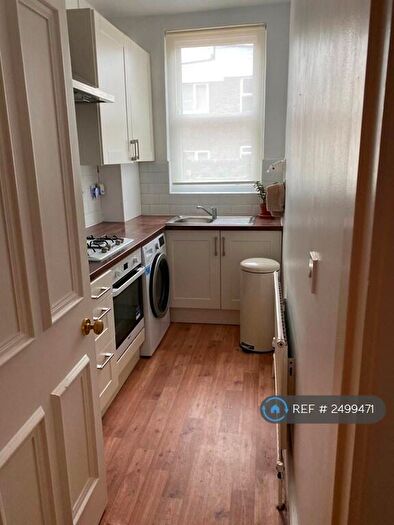 1 Bedroom Flat To Rent In Lenton Avenue, Nottingham, NG7