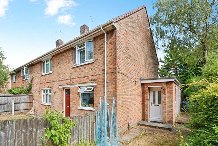 2 Bedroom Maisonette For Sale In Jersey Close, Poole, BH12