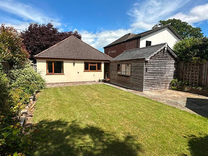 2 Bedroom Bungalow For Sale In Kings Acre Road, Hereford, HR4