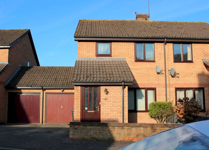 3 Bedroom Semi-Detached House To Rent In Western Yeovil, BA20