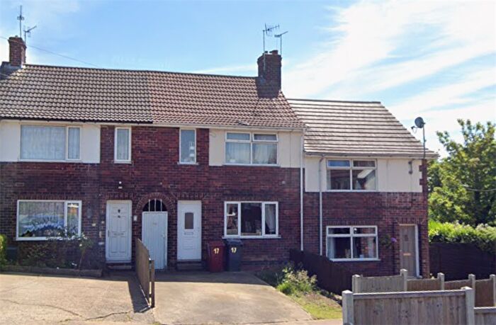 3 Bedroom Terraced House For Sale In Houfton Crescent, Bolsover, Chesterfield, S44