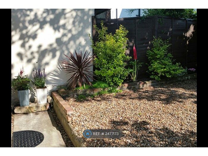 2 Bedroom Flat To Rent In Streatham, London, SW16