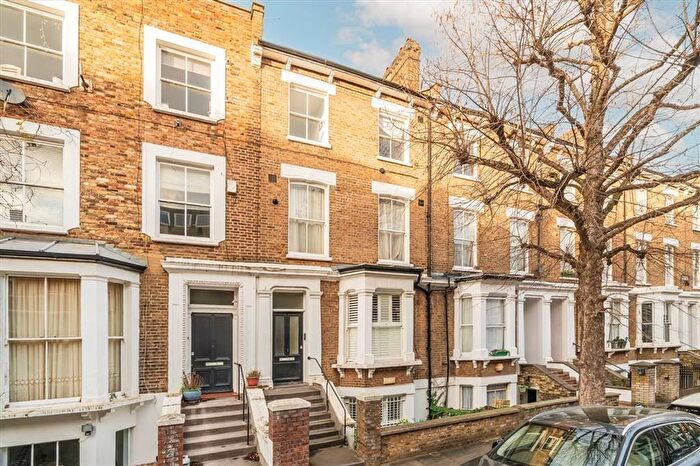 2 Bedroom Flat To Rent In Westwick Gardens, Brook Green, W14