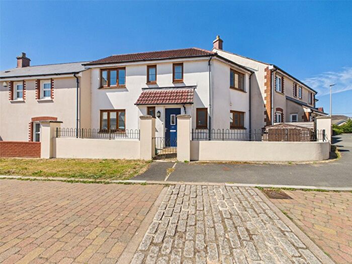 3 Bedroom Terraced House For Sale In Ackland Close, Shebbear, Beaworthy, EX21