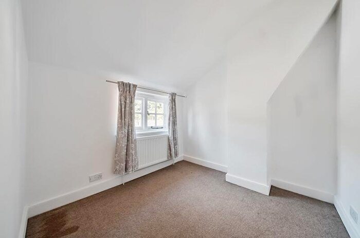 2 Bedroom Semi-Detached House For Sale In Northbourne, CT14