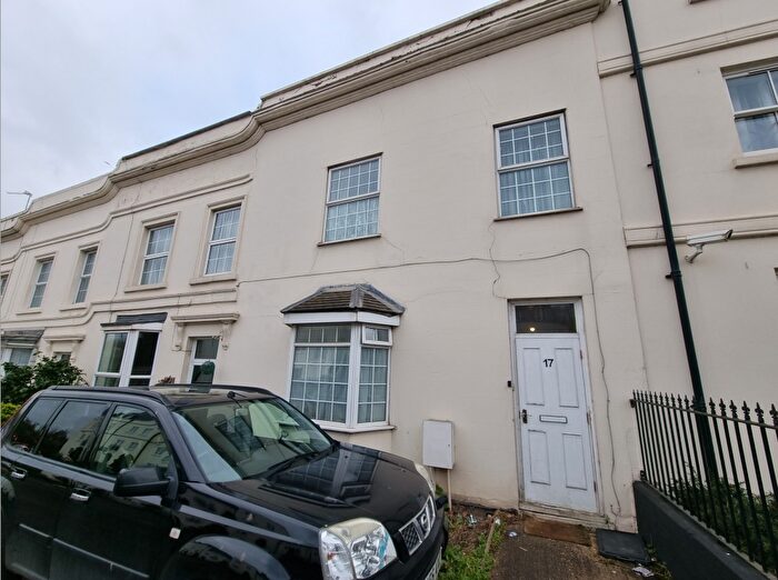 5 Bedroom Terraced House To Rent In Tachbrook Road, Leamington Spa, CV31