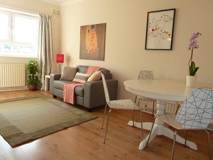 1 Bedroom Flat To Rent In Studley Road, Stockwell, London, SW4