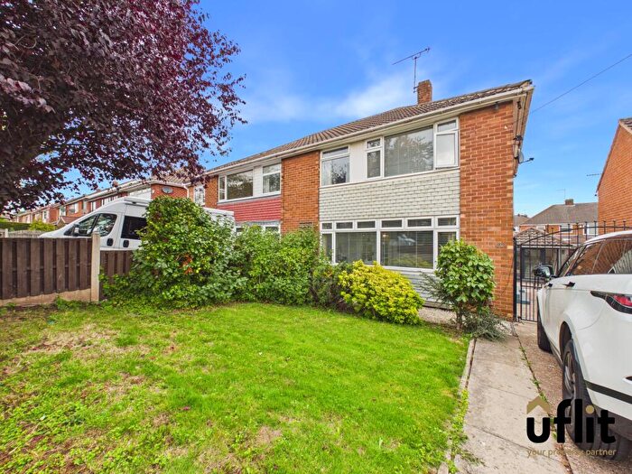 3 Bedroom Semi-Detached House For Sale In Newman Road, Rotherham, S60