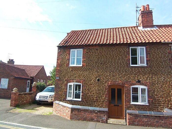 3 Bedroom Semi-Detached House To Rent In Heacham Norfolk, PE31