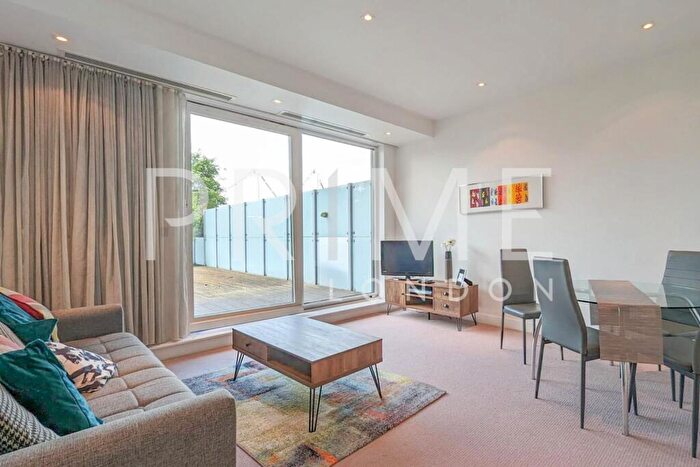2 Bedroom Apartment For Sale In Centurion Building, Chelsea Bridge Wharf, London, SW11