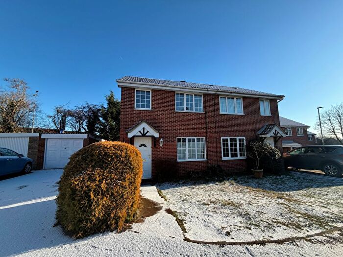 3 Bedroom Property To Rent In East Rising, Northampton, NN4