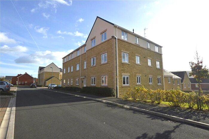 2 Bedroom Apartment For Sale In Renard Rise, Stonehouse, Gloucestershire, GL10