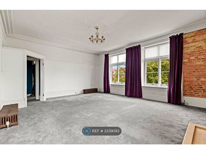 4 Bedroom Flat To Rent In Grimston Ave, Folkestone, CT20