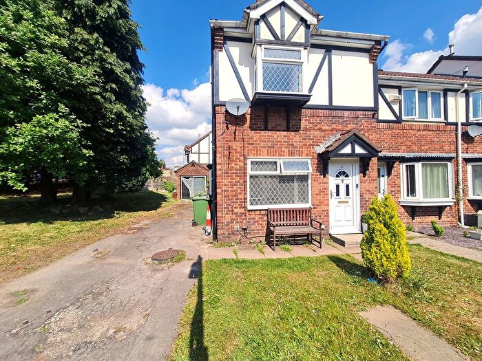 3 Bedroom Terraced House To Rent In Maplewood Gardens, Bolton, BL1