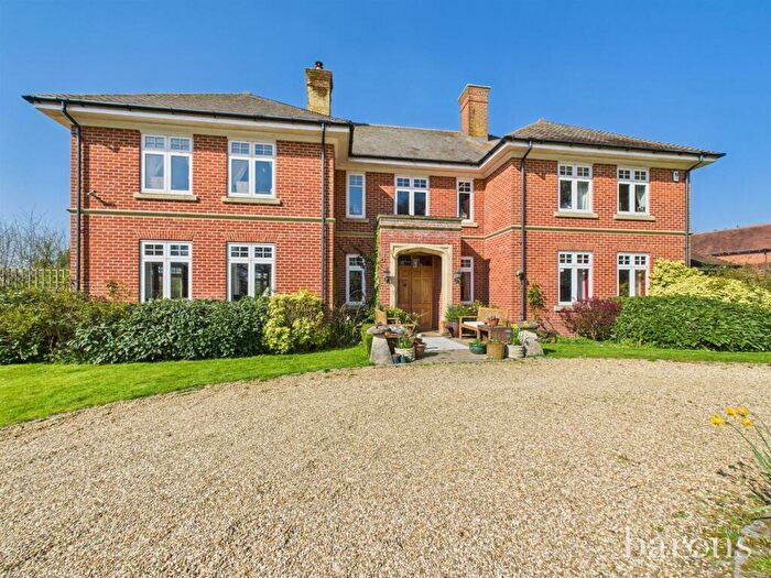 5 Bedroom Detached House For Sale In Herriard Green, Herriard, Basingstoke, RG25