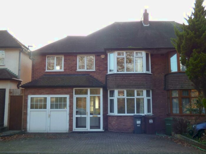 3 Bedroom Semi-Detached House To Rent In West Avenue, Castle Bromwich, B36