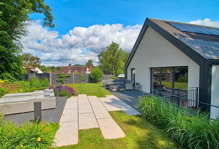 5 Bedroom Detached House For Sale In Rectory Lane, Worcester, WR6