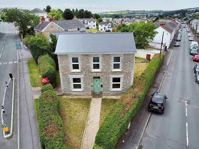5 Bedroom Detached House For Sale In Alltiago Road, Pontarddulais, Swansea, SA4