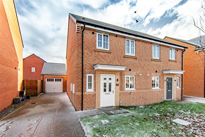 3 Bedroom Semi-Detached House For Sale In Ambridge Way, Seaton Delaval, NE25