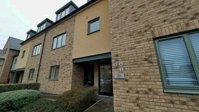 2 Bedroom Flat To Rent In New Road, St. Ives, Huntingdon, PE27