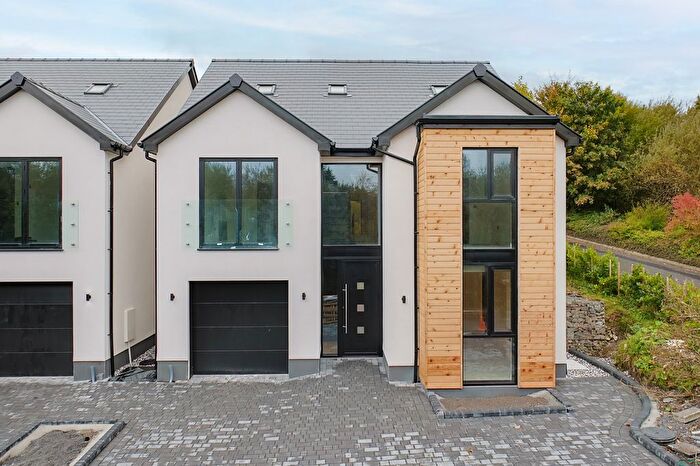 5 Bedroom Detached House For Sale In Clos Y Gorlan, Foelgastell, Llanelli, SA14