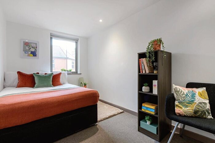 4 Bedroom Flat To Rent In Portobello Street, Sheffield, S1