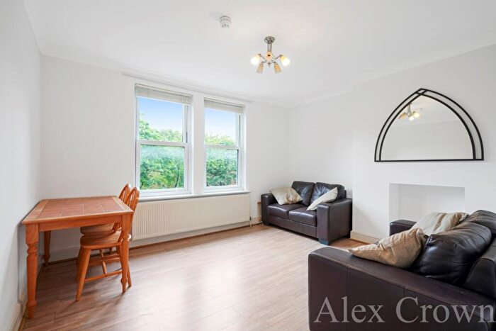 2 Bedroom Flat To Rent In Caledonian Road, Caledonian, N7