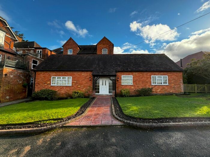2 Bedroom Detached Bungalow To Rent In Glasshouse Lane, Lapworth, Solihull, B94