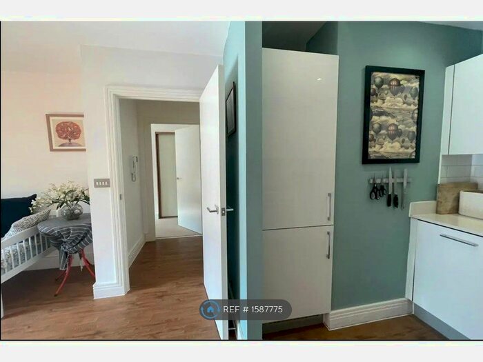 1 Bedroom Flat To Rent In Vermilion Apartments, London, E3