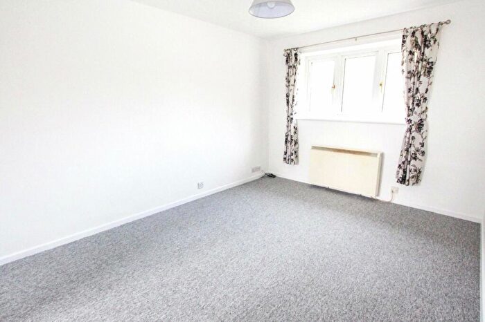 1 Bedroom Flat To Rent In Eastdown Place, Clandown, Radstock, BA3