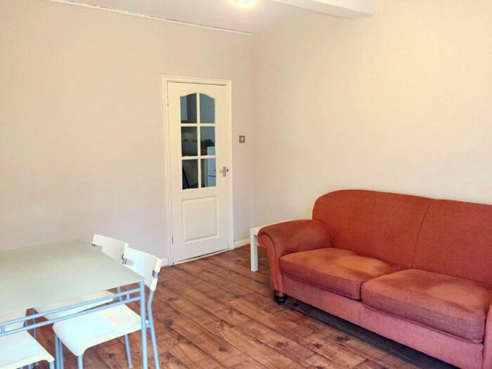 2 Bedroom Flat To Rent In Stanhope Street, Newcastle Upon Tyne, NE4