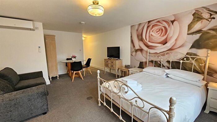 Studio To Rent In River Court, Ferry Lane, Cambridge, CB4