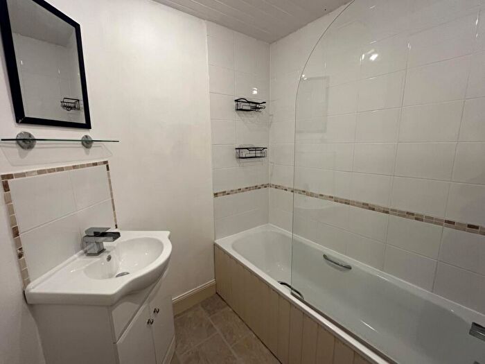 1 Bedroom Flat To Rent In Westfield Street, Edinburgh, EH11