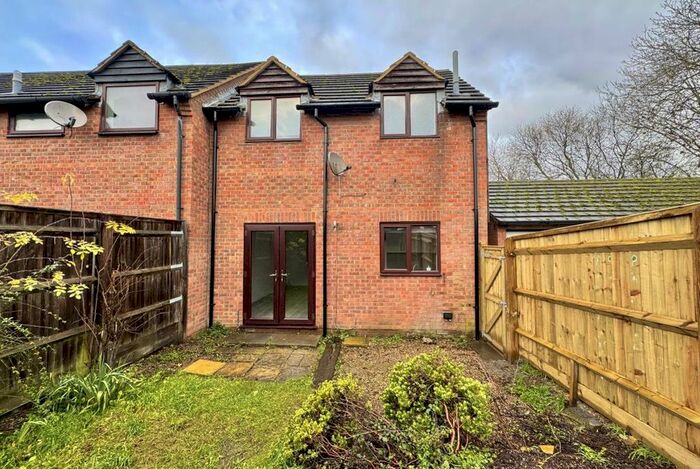 2 Bedroom Property To Rent In Frank Lunnon Close, Bourne End, SL8