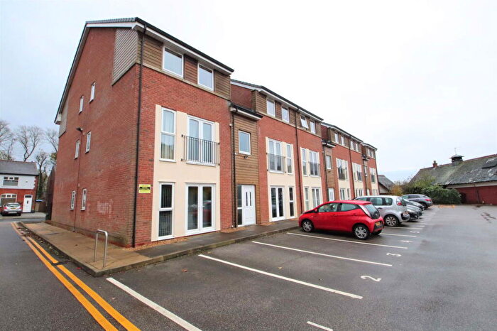 2 Bedroom Flat To Rent In Largo House, Egerton Road, Walkden, M28