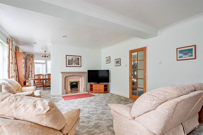 4 Bedroom Detached House For Sale In Canada Rise, Market Lavington, Devizes, SN10