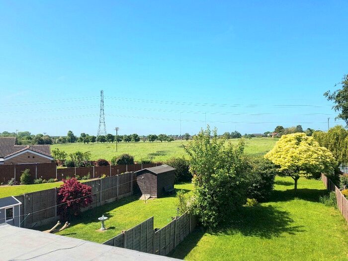 3 Bedroom Semi-Detached House For Sale In Foley Gardens, Stoke Prior, Bromsgrove, Worcestershire, B60