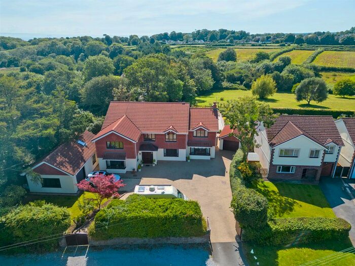 5 Bedroom Detached House For Sale In Manselfield Road, Murton, Swansea, SA3