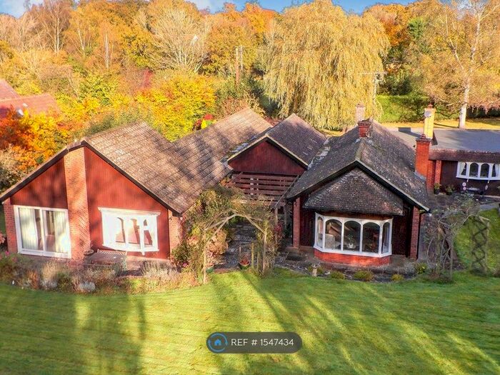 5 Bedroom Detached House To Rent In Little Baddow Road, Danbury, Chelmsford, CM3