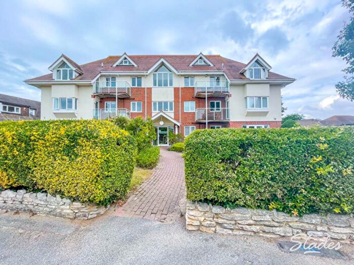 3 Bedroom Apartment To Rent In Stourwood Avenue, Southbourne, Bournemouth, BH6
