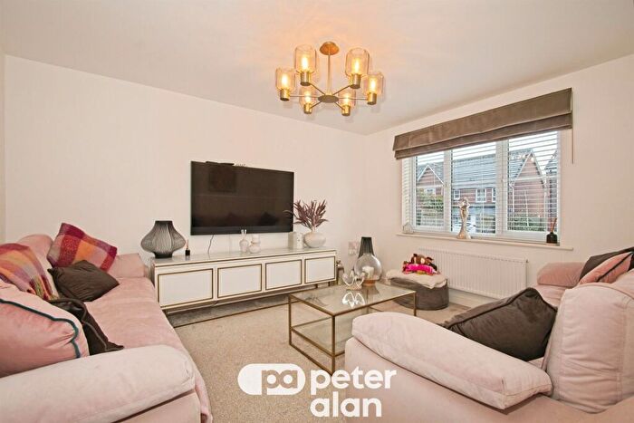 4 Bedroom Detached House For Sale In Llys Castell Newydd, Bridgend, CF31