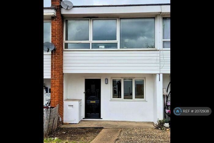 2 Bedroom Terraced House To Rent In The Mews, Ilford, IG4