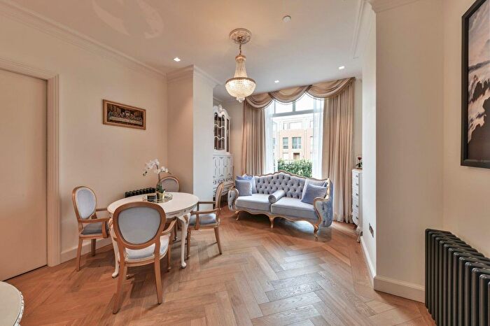 1 Bedroom Flat To Rent In Kidderpore Avenue, Hampstead, NW3