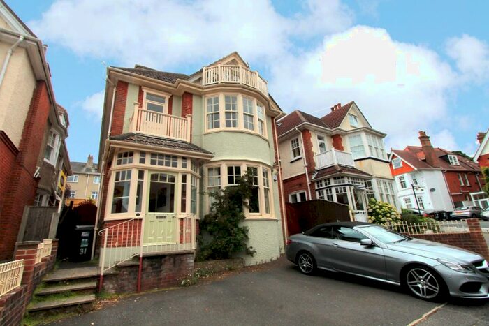 2 Bedroom Flat To Rent In Studland Road, Bournemouth, BH4
