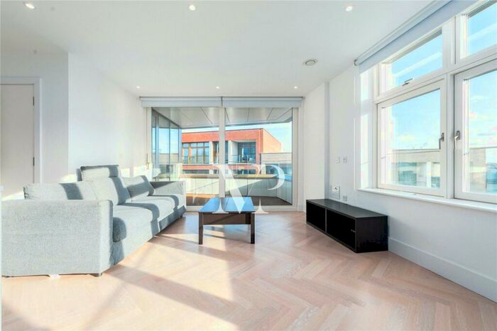 2 Bedroom Apartment To Rent In Jewel House, Sterling Way, London, N7