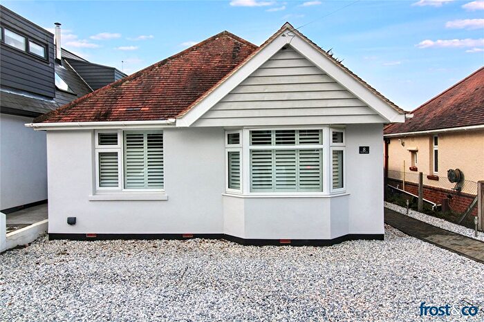 3 Bedroom Bungalow For Sale In Pottery Road, Whitecliff, Poole, Dorset, BH14