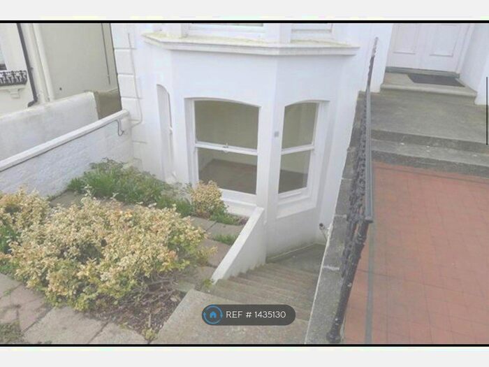 1 Bedroom Flat To Rent In Beaconsfield Villas, Brighton, BN1